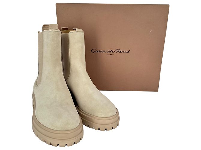 Stivaletti Chester Gianvito Rossi in camoscio beige - vista 14