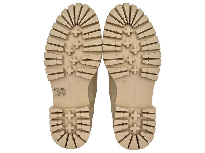 Stivaletti Chester Gianvito Rossi in camoscio beige - vista 8