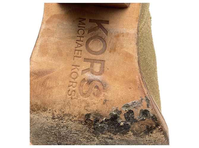 Michael Kors Western-Stiefeletten mit Absatz aus braunem Leder - Ansicht 8