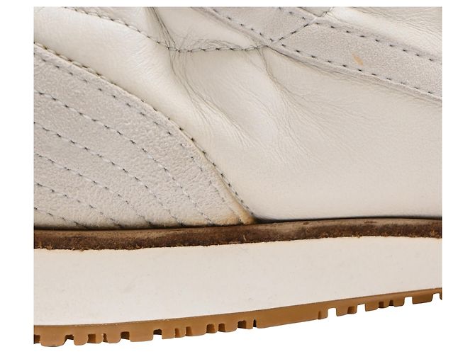 Baskets Hermès Jet en daim blanc - vue 17