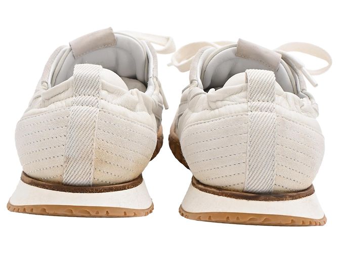 Baskets Hermès Jet en daim blanc - vue 3