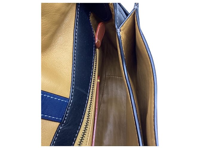Borsa a tracolla Coach 1941 Saddle 23 in pelle blu navy - vista 9