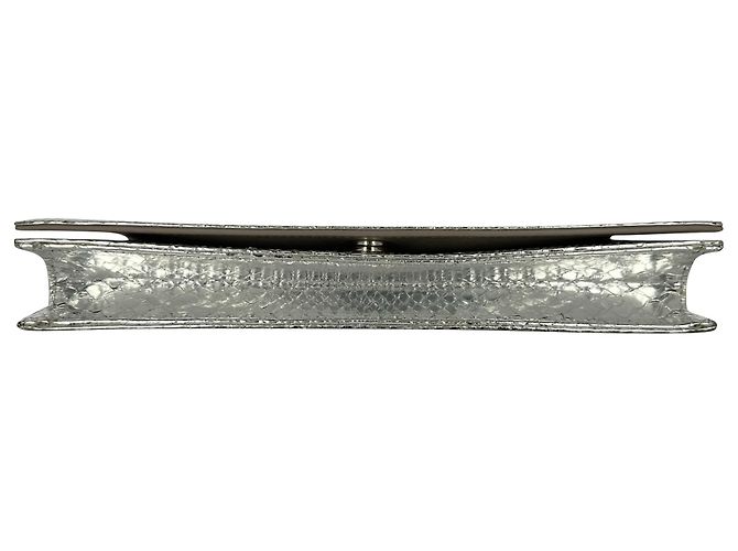 Christian Dior Python Flap Long Chain Clutch aus silbernem Leder - Ansicht 9