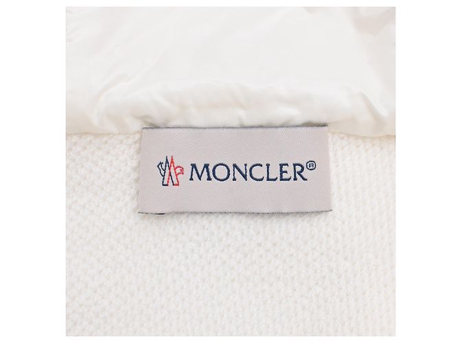 Casaco acolchoado com capuz e fecho de correr Moncler em poliamida branca - vista 4