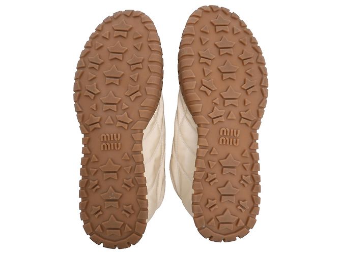 Sneakers Miu Miu Tyre Technical in camoscio avorio - vista 6