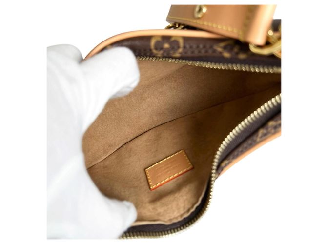 Bolso de hombro Louis Vuitton Loop Monogram - vista 8