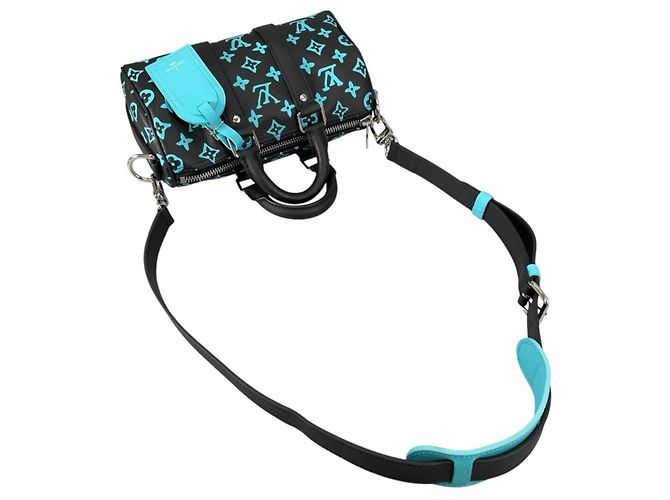 Louis Vuitton Keepall 25 Bandoulière Monogram Playground Shoulder Bag - vista 7
