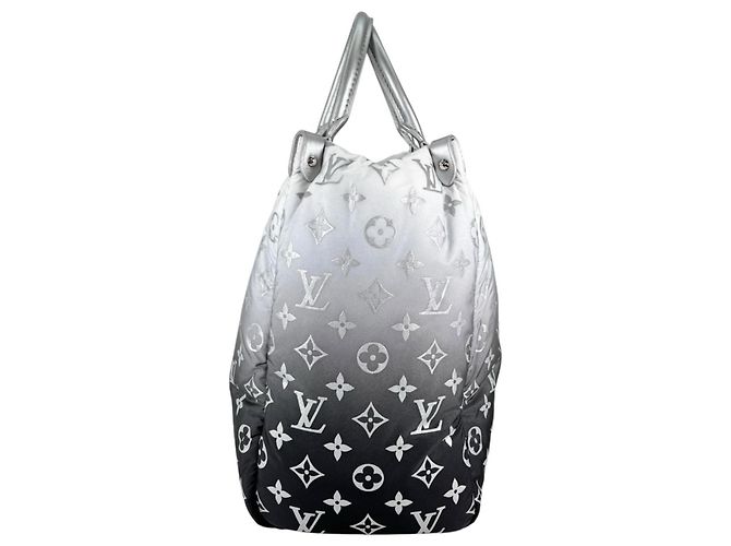 Louis Vuitton Monogram Nylon Schultertasche - Ansicht 5