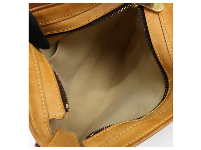 Louis Vuitton Hudson Monogram Canvas GM - vista 5