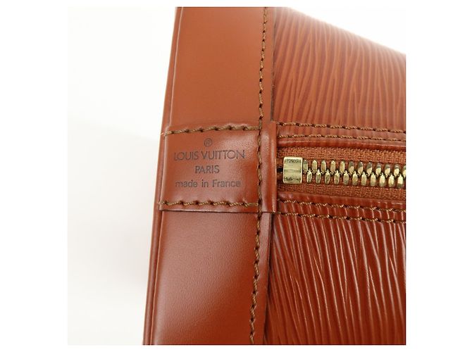 Louis Vuitton Alma Epi Leather PM - vista 6
