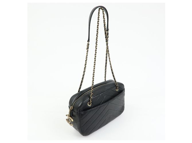 Chanel Camera Chevron Lambskin Medium - vista 4