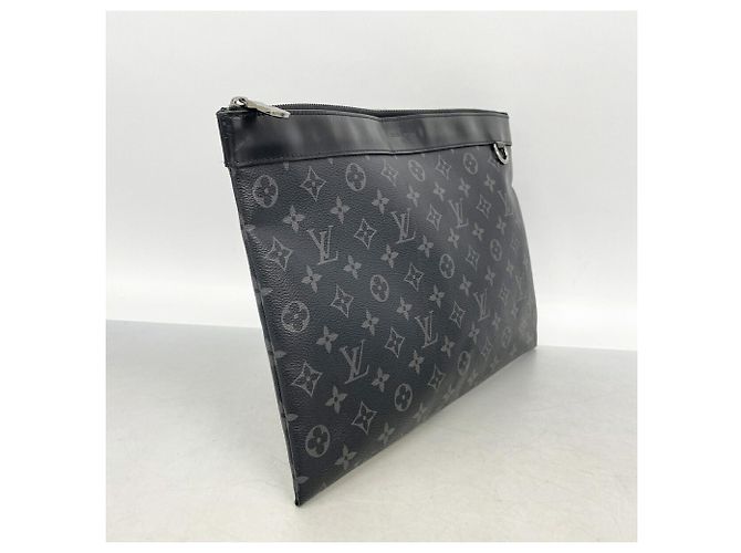 Louis Vuitton Monogram Eclipse Pochette Discovery Clutch Bag - vista 2