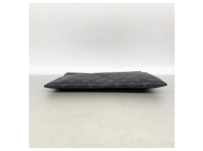 Louis Vuitton Monogram Eclipse Pochette Discovery Clutch Bag - vista 3