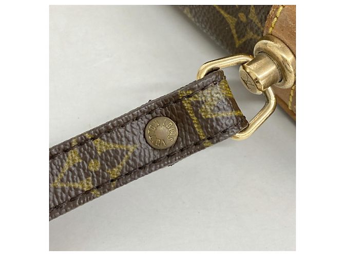 Borsa a pochette Louis Vuitton Monogram Marly Dragonne GM - vista 10