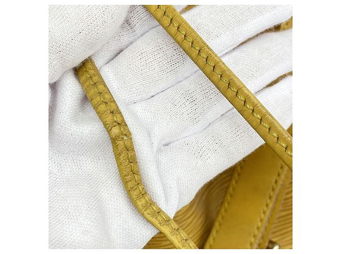 Noe Borsa a tracolla Louis Vuitton Epi Petit Noé - vista 11