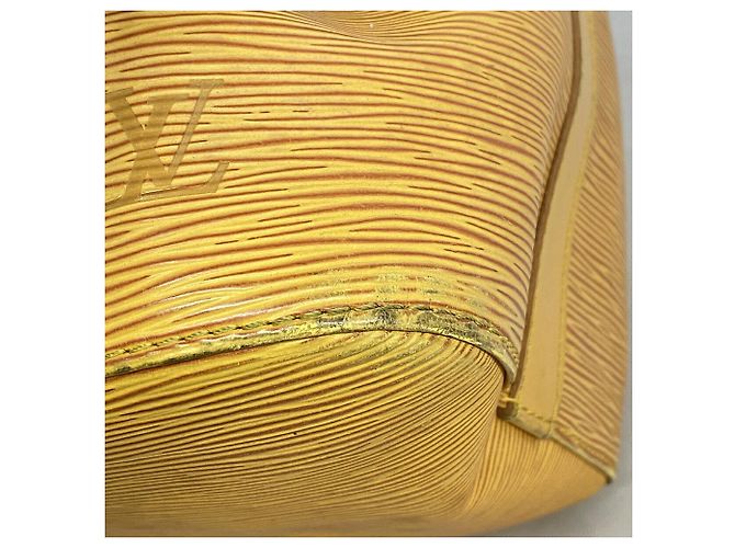 Noe Borsa a tracolla Louis Vuitton Epi Petit Noé - vista 6