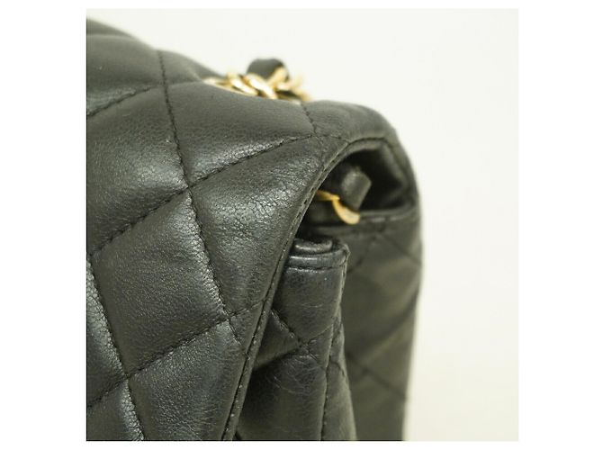 Borsa a spalla Chanel Mini Matelassé con catena - vista 6