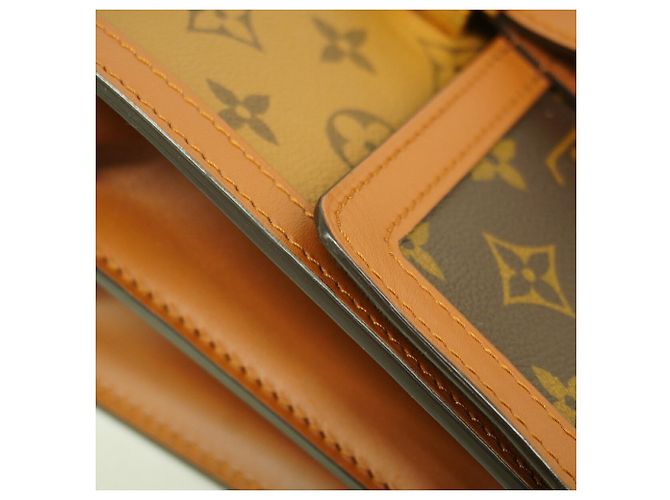 Louis Vuitton Monogram Reverse Dauphine MM Handtasche - Ansicht 8