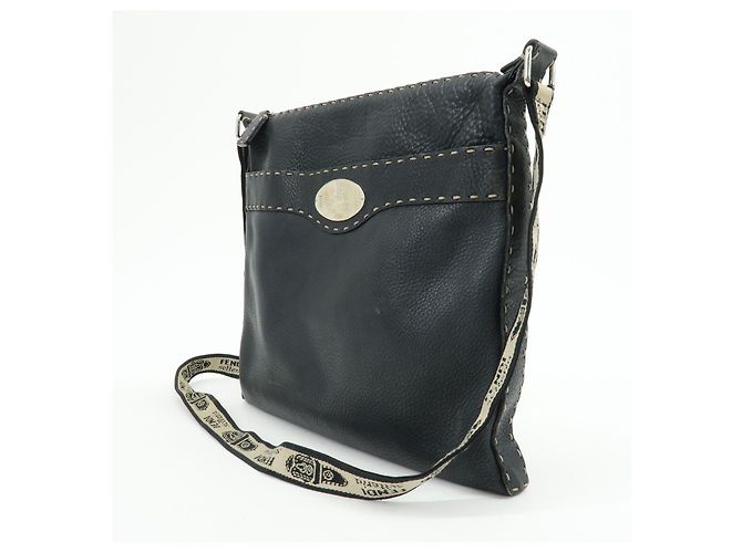 Fendi Vintage Selleria Zip Messenger Leather Medium - vista 3