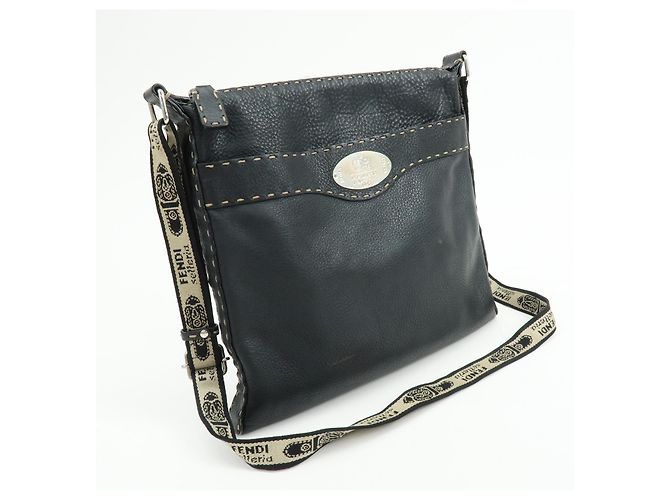 Fendi Vintage Selleria Zip Messenger Leather Medium - vista 4