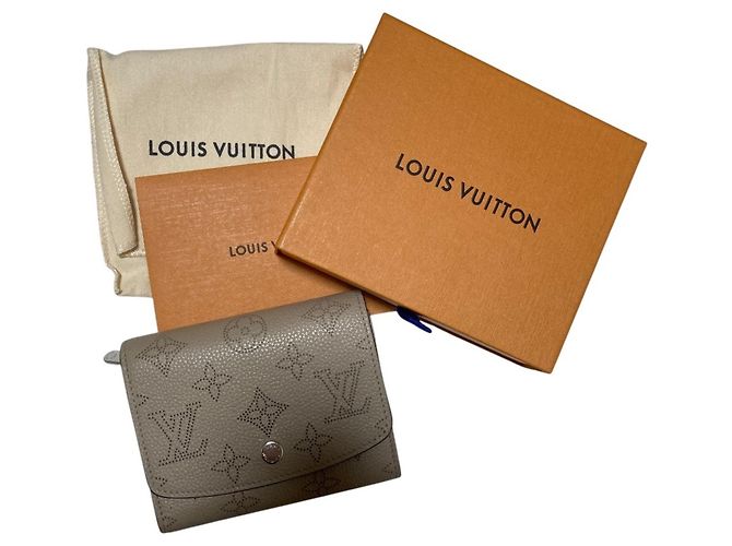 Louis Vuitton Mahina Portefeuille Iris Compact Wallet - vista 10