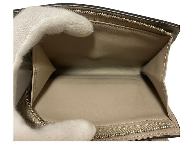 Louis Vuitton Mahina Portefeuille Iris Compact Wallet - vista 11
