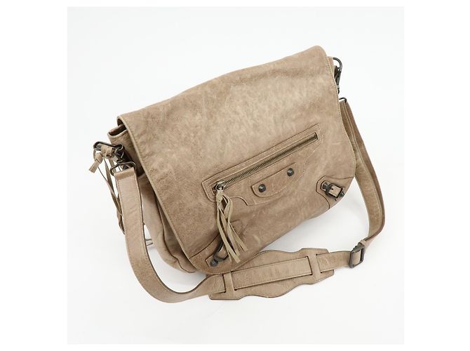 Balenciaga Classic Studs Folk Messenger Leather - vista 4