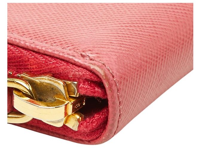 Monedero redondo con cremallera Prada Saffiano Triangle Plate - vista 5