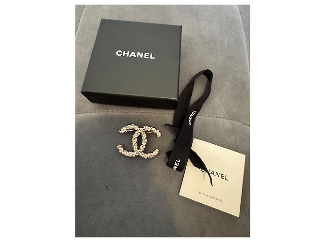 Spilla Chanel CC con perle e cristalli - vista 5