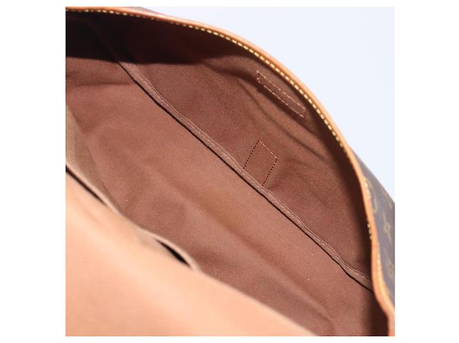 Louis Vuitton Saumur Monogram Canvas 35 - vista 5