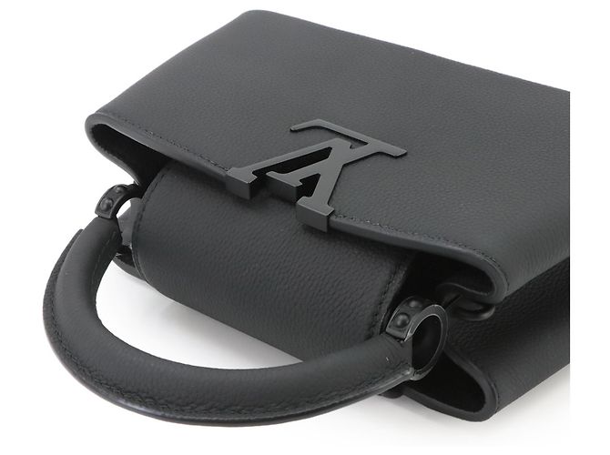 Borsa Louis Vuitton Capucines EW MINI - vista 6