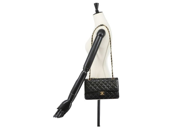 Borsa a tracolla con catena Chanel Matelasse 25 - vista 10