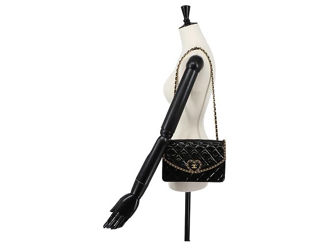 Borsa a tracolla con catena Chanel Matelassé - vista 10