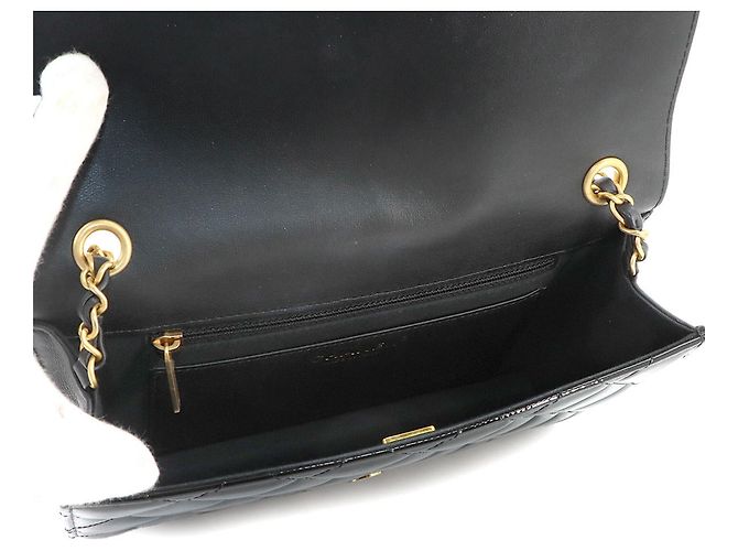 Borsa a tracolla con catena Chanel Matelassé - vista 6