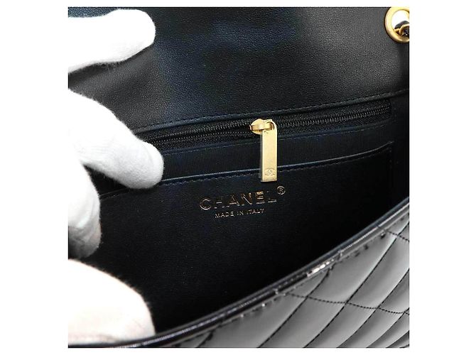 Borsa a tracolla con catena Chanel Matelassé - vista 7