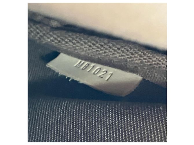 Borsa a tracolla Louis Vuitton Saumur 30 Monogram - vista 12