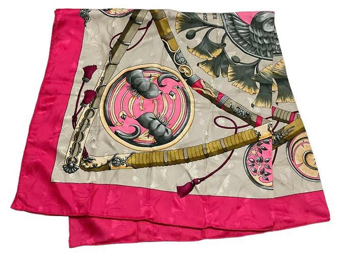 Hermès Pañuelo de seda Hermes Carre 90 Princes du Soleil Levant - vista 2