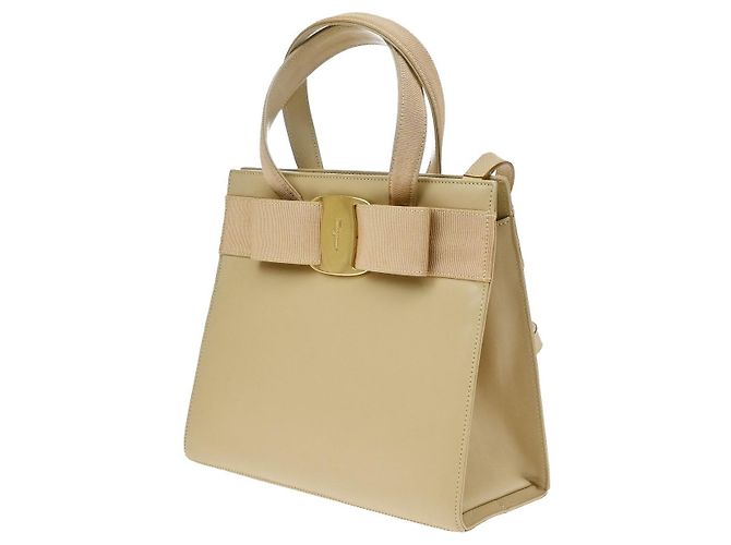 Salvatore Ferragamo Convertible Vara Bow Leather Small - vista 3