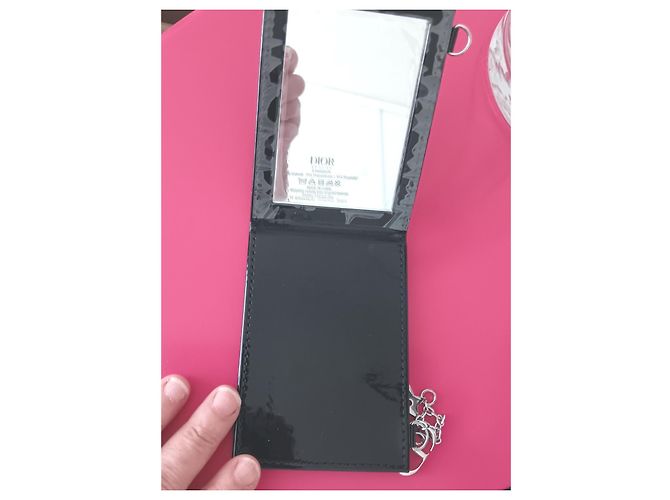 Dior Specchio da borsa compatto con ciondolo CD e stella - vista 5