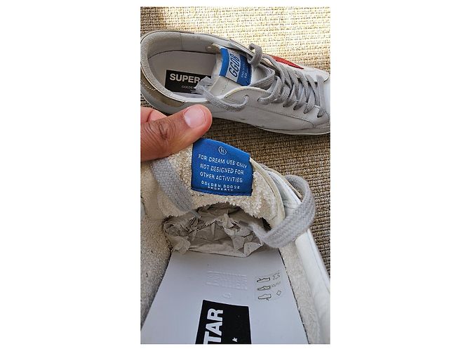 Golden Goose Sneakers Superstar Classic in pelle bianca e stella rossa - vista 5