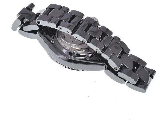 Chanel J12 Automatic Ceramic and Stainless Steel with Diamond Markers 38 - vista 2