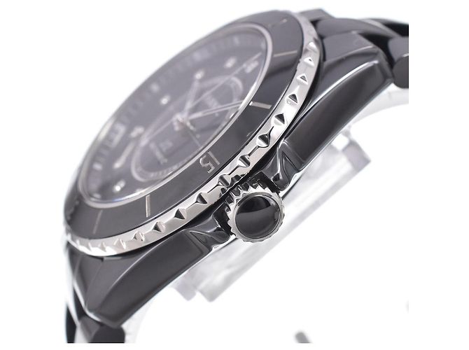 Chanel J12 Automatic Ceramic and Stainless Steel with Diamond Markers 38 - vista 3