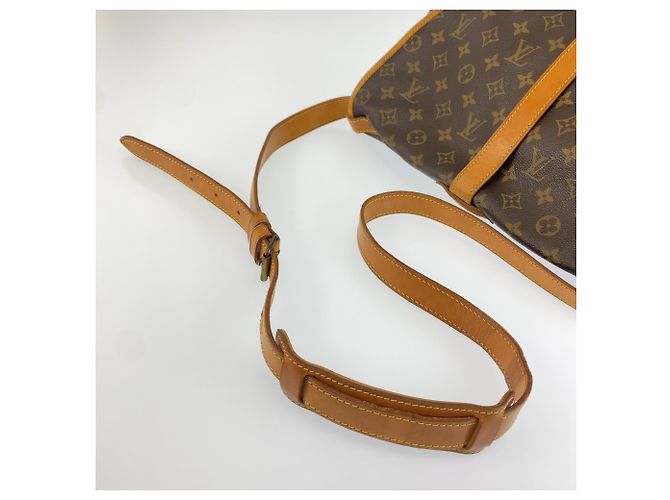 Borsa a tracolla Louis Vuitton Monogram Saumur 35 - vista 4