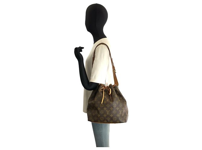 Noe Borsa a tracolla Louis Vuitton Monogram Petit Noé - vista 7