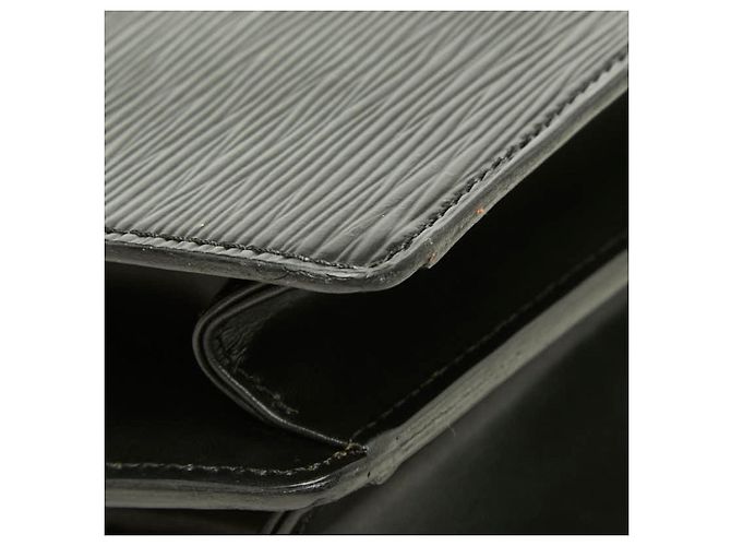 Borsa Louis Vuitton Epi Concorde - vista 7
