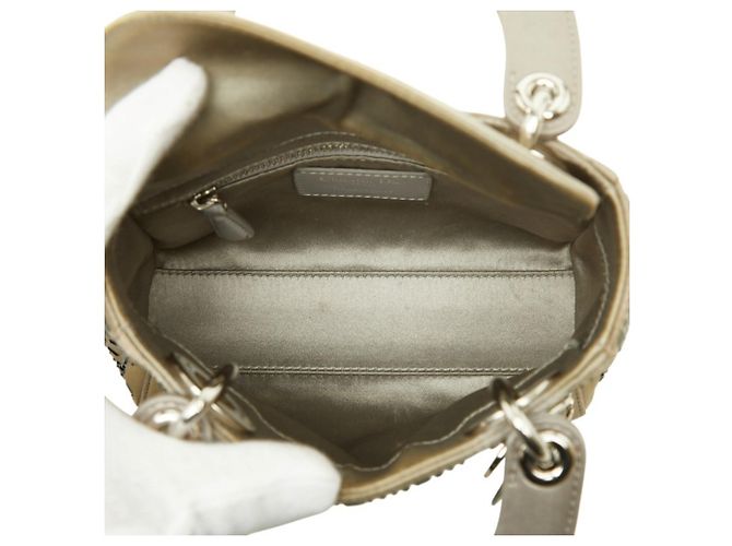 Borsa a mano Christian Dior Dior Cannage Lady - vista 8
