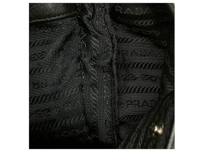 Prada Crossbody-Schultertasche mit Triangle-Logo-Plakette - Ansicht 7