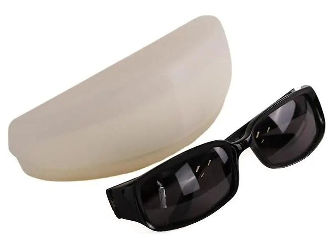 Occhiali da sole Gucci neri in plastica - vista 6