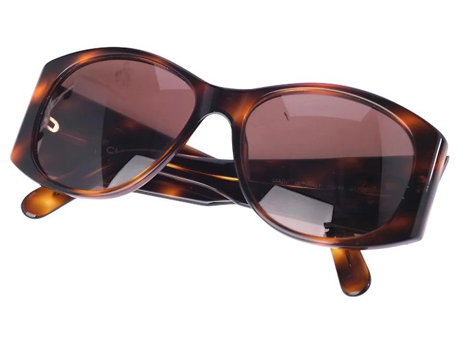 Gafas de sol Chanel Oversized Tortoiseshell CC - vista 3