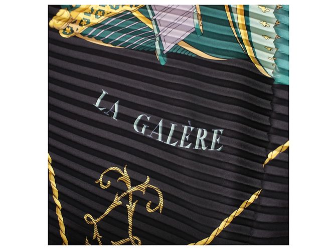 Foulard in seta plissettata Hermès “Vue Du Carrosse De La Galère La Réale” - vista 4
